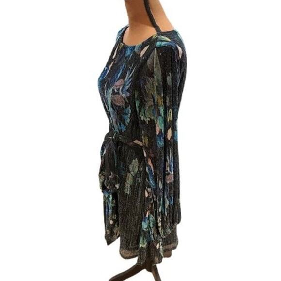 Dress the Population “Kirsi” Mini Dress with Sash Belt and Long Sleeves – Small - Picture 4 of 7